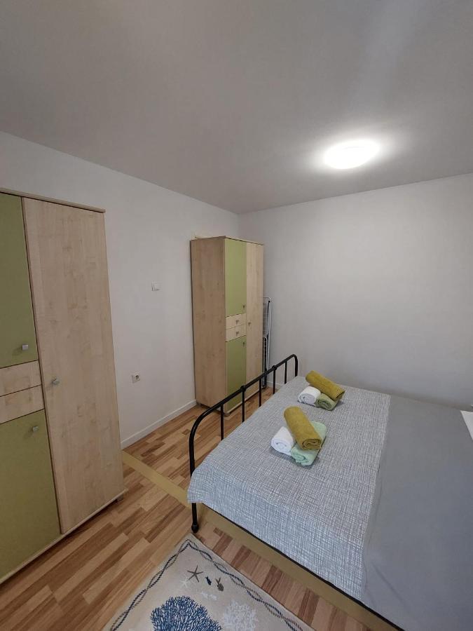 Apartman Katarina Cres Exterior photo