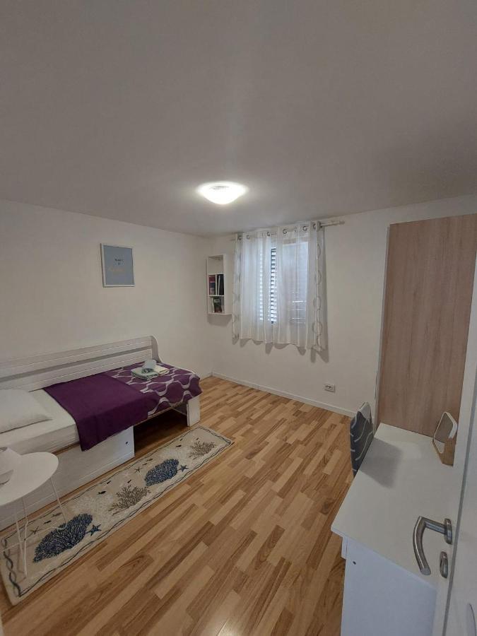 Apartman Katarina Cres Exterior photo